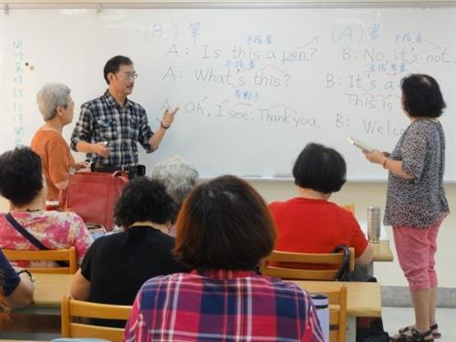 S_{638552575074904449}_松年大學-英文班.jpg